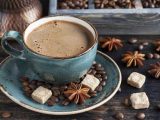 3 кофейных добавок, которые сделают его не только более вкусным, но и более здоровее