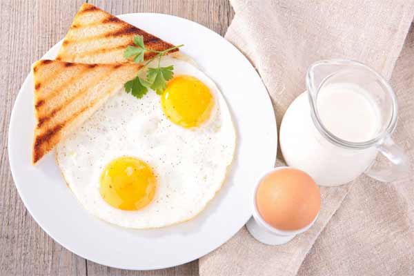 Почему стоит есть яйца?